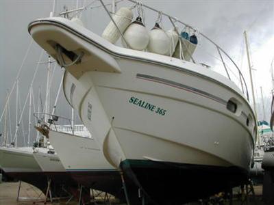 Sealine 365 S/Steel Bow Section Fender Bend