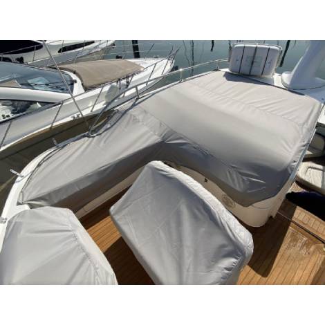 Sealine F43 Flybridge Seating & Helm Covers