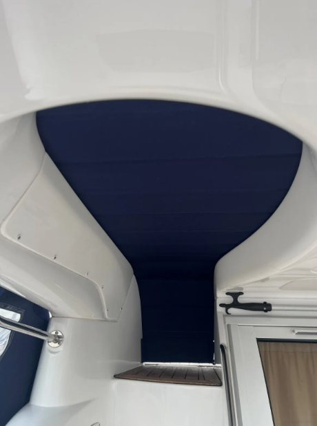 Sealine F33 Flybridge Hatch Cover