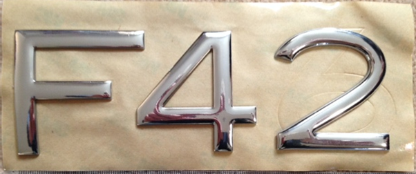 Sealine F42 Chrome Emblem