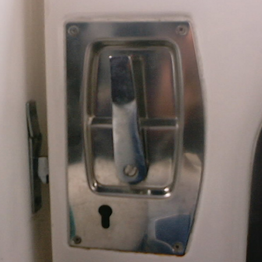 Sealine 260/270 Senator/Ambassador & 328 Sovereign Chrome Sliding Door Lock Set