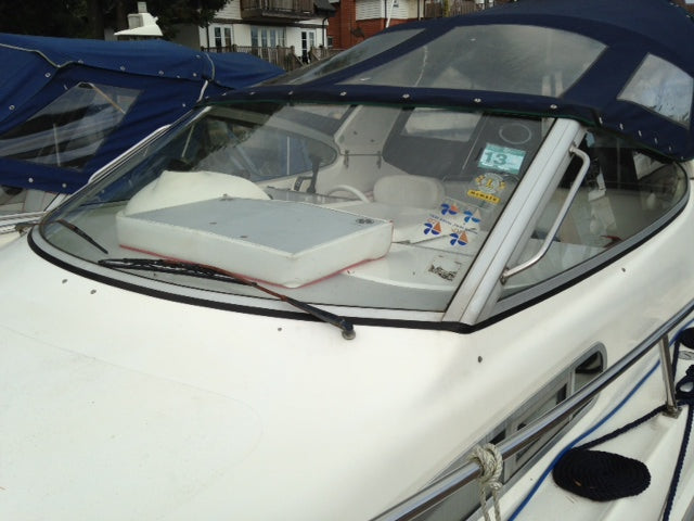 Sealine Senator & Ambassador Windscreen Lower Lip Seal, Black (Per m)