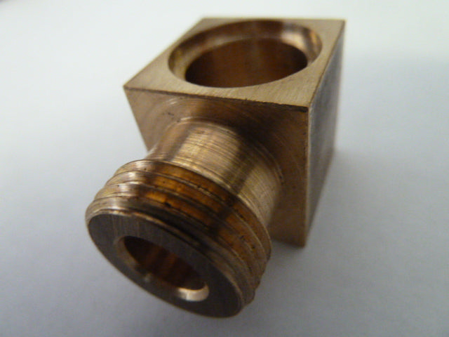 Transom Mixer Tap Centre Coupling