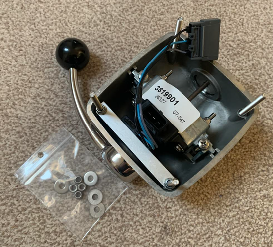 Volvo Penta Single Station Control Lever for Top Installation Single with Neutral Switch