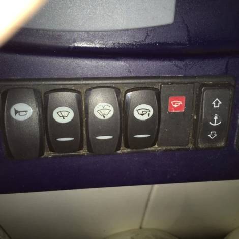 Sealine S23/S25 Helm Switch Carling Legend Set