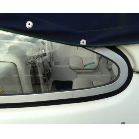 Windscreen Black Lower Lip Seal for Sealine Senator & Ambassador (Priced per Metre)
