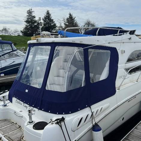 Sealine F33 (330 Statesman) Aft Cockpit Enclosure