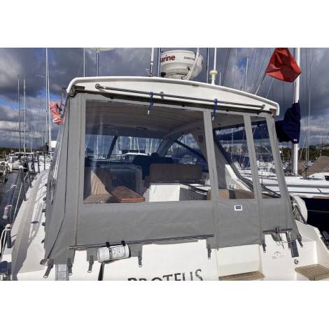 Sealine SC35 Cockpit Enclosure