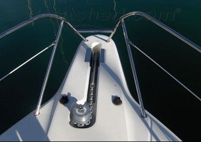 Sealine 365 S/Steel Bow Section Fender Bend