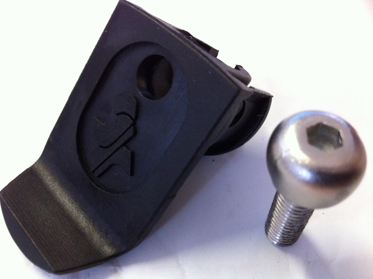 Black Locking Swivel Catch Kit