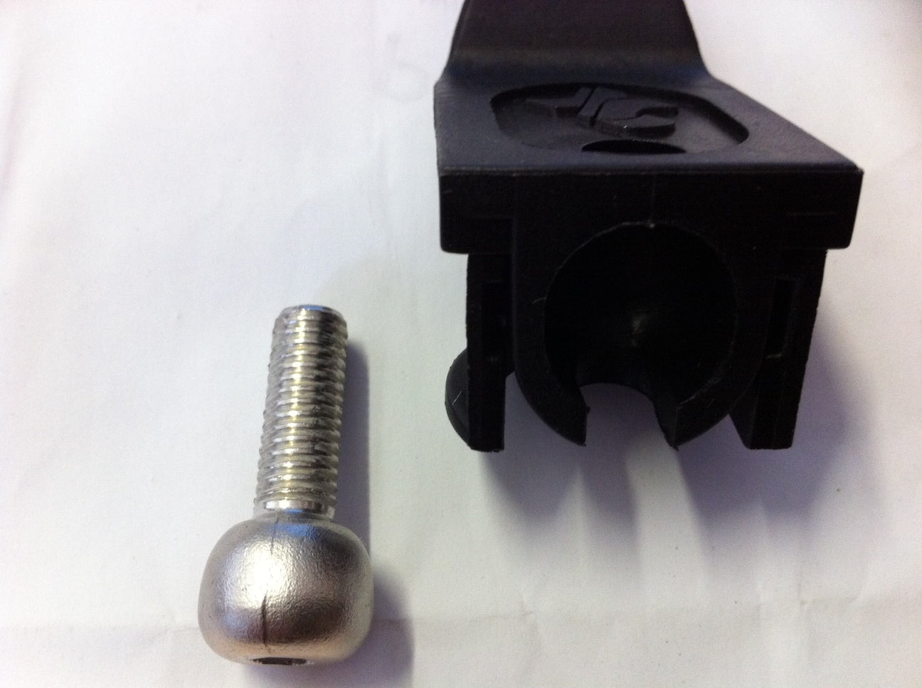 Black Locking Swivel Catch Kit