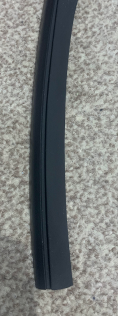 Sealine SC29 Windscreen Black Glazing Gasket (Per m)